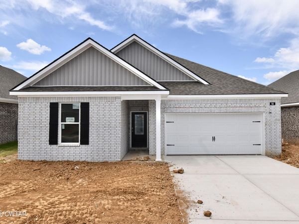 94 Gateway Drive, Jackson, TN 38305