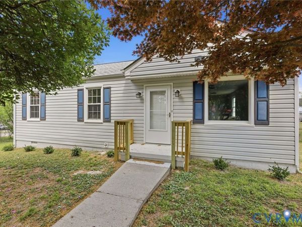 1201 Stewart Avenue , Hopewell, VA 23860