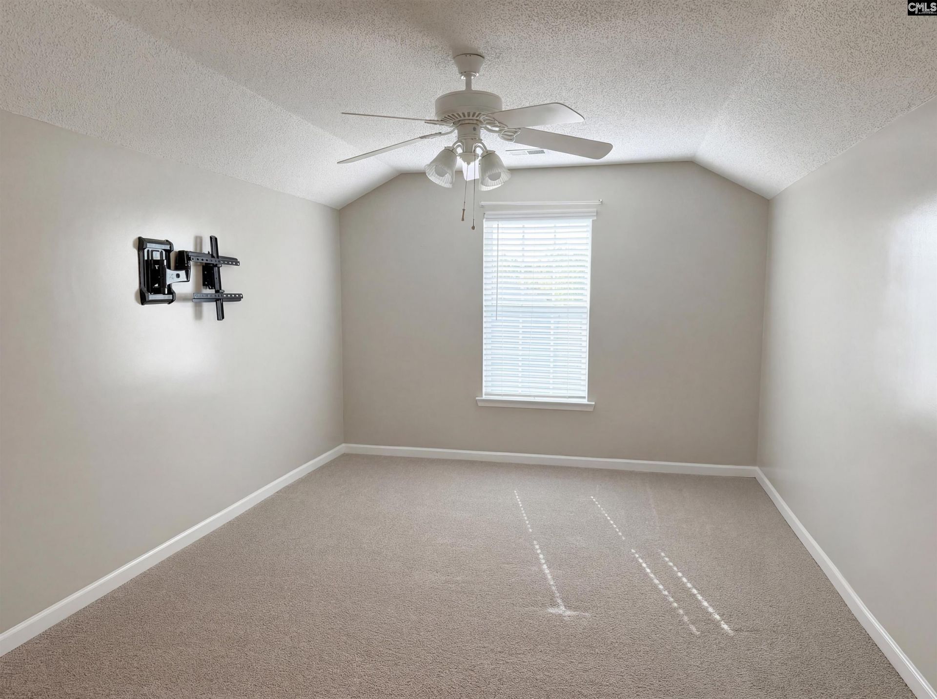 132 Grafton Lane Photo 18