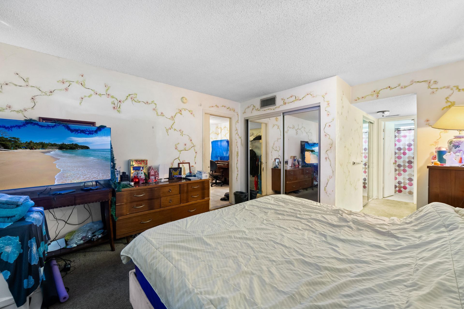 4050 NW 42nd Avenue, Unit 215, Lauderdale Lakes, FL 33319 Photo