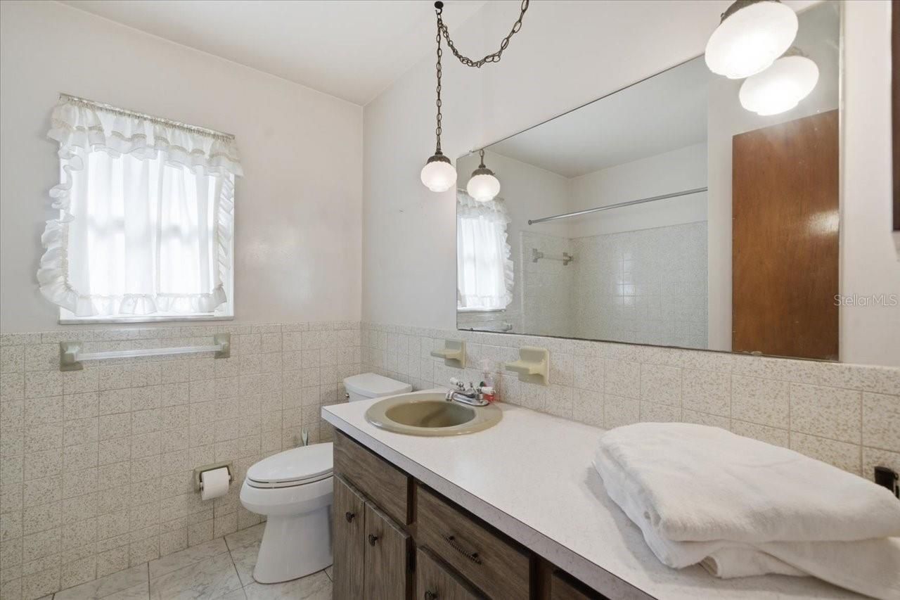 140 Patlin Circle E, Largo, FL 33770 Photo