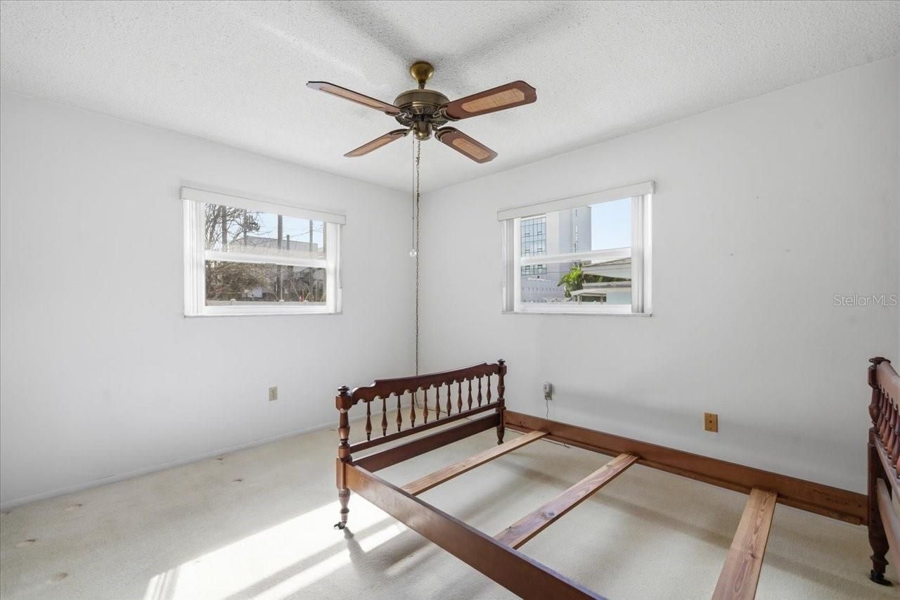 140 Patlin Circle E, Largo, FL 33770 Photo