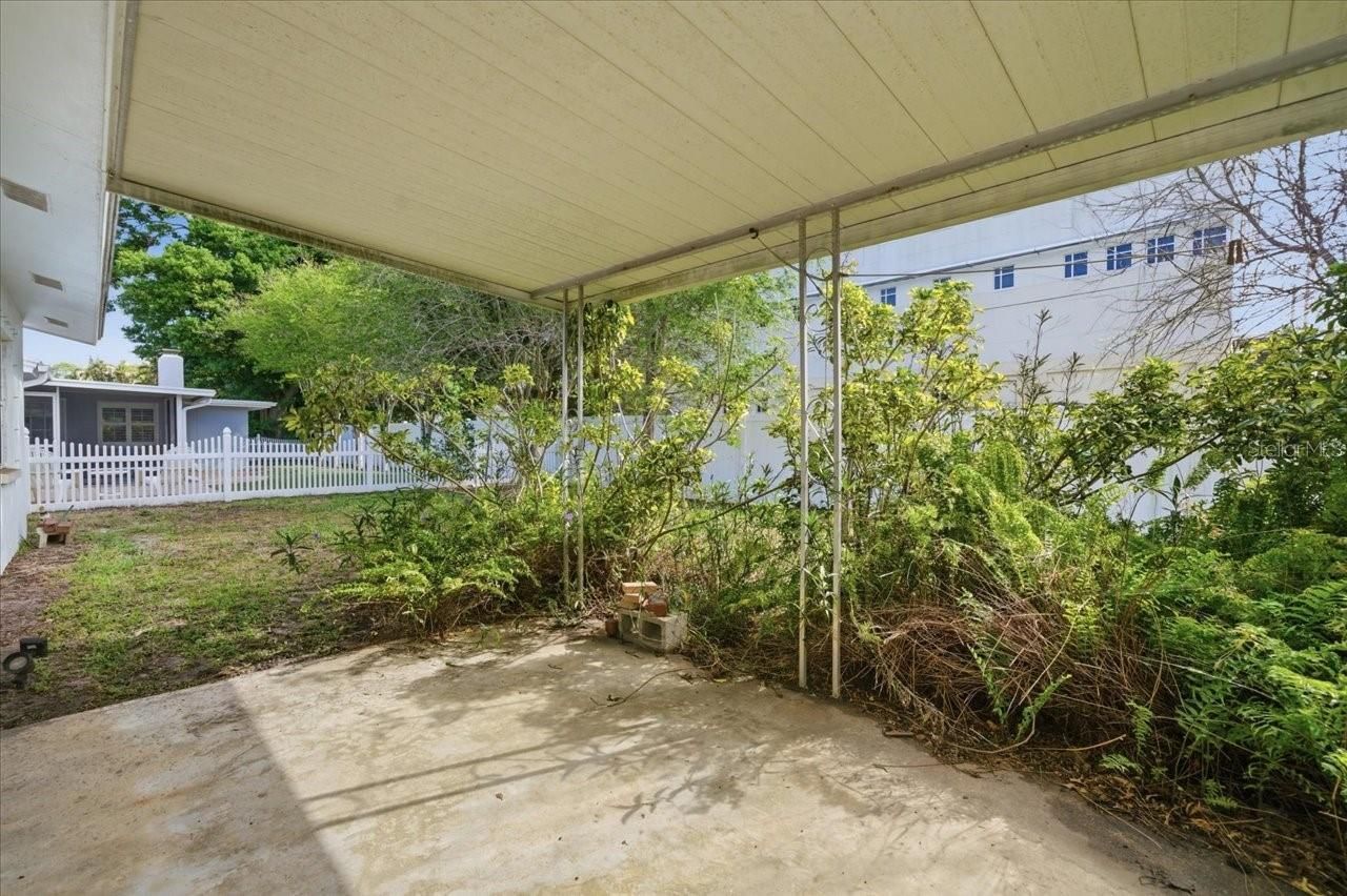 140 Patlin Circle E, Largo, FL 33770 Photo