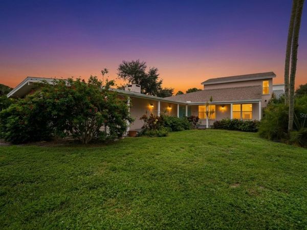 1804 BAYWOOD DRIVE, SARASOTA, FL 34231