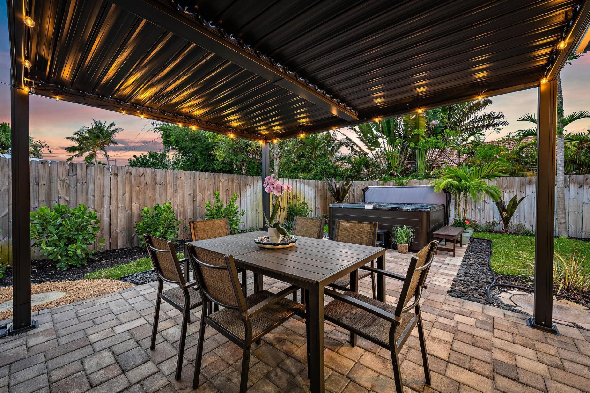 517 Gulf Road, North Palm Beach, FL 33408 Photo