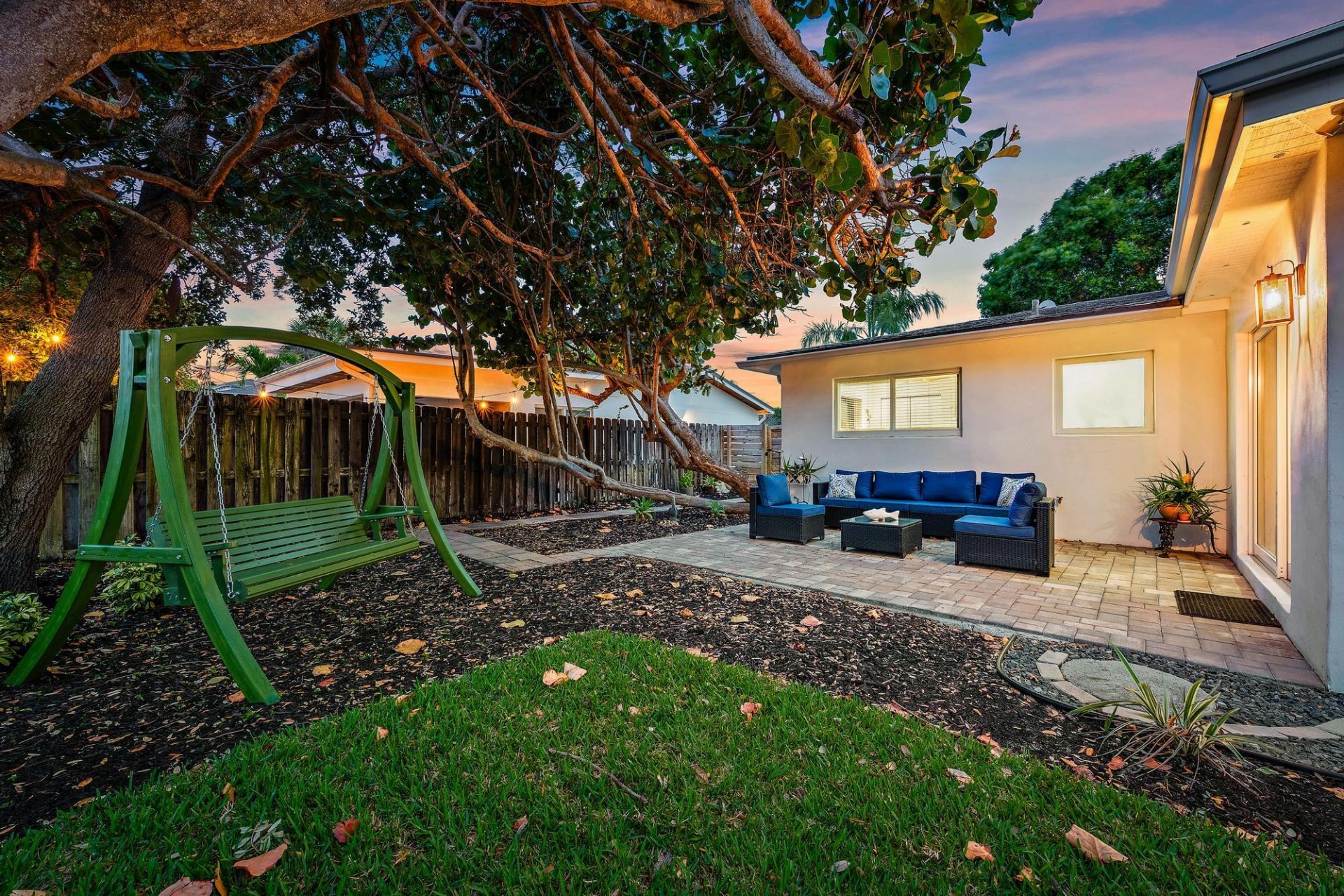 517 Gulf Road, North Palm Beach, FL 33408 Photo