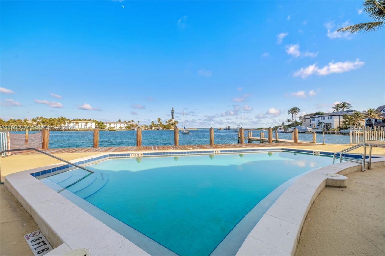 2508 Bay Dr , Unit 307, Pompano Beach, FL 33062 Photo