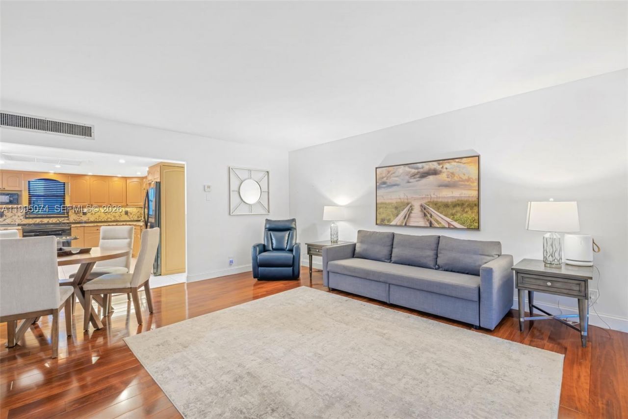 2508 Bay Dr , Unit 307, Pompano Beach, FL 33062 Photo