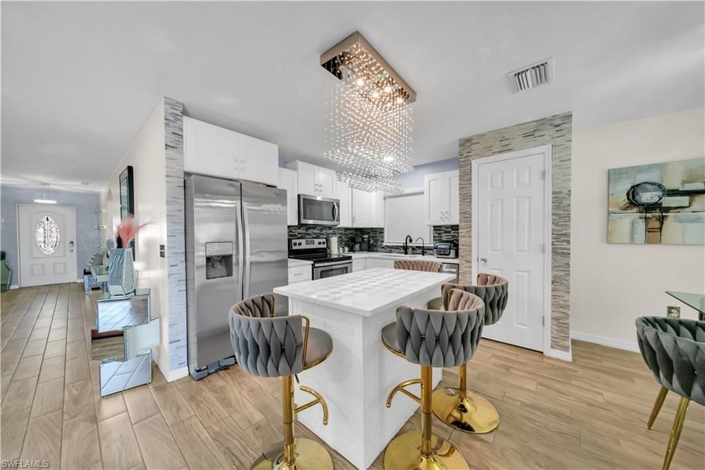 175 Shadowview Ct, Lehigh Acres, FL 33974 Photo