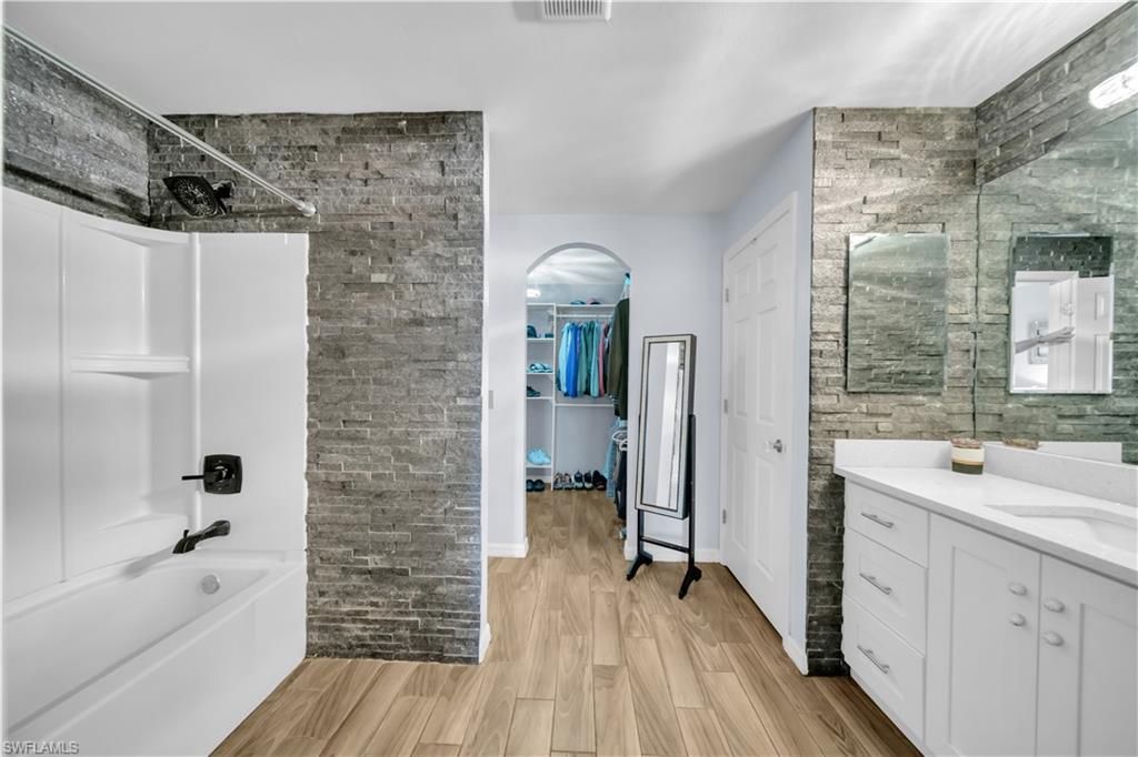 175 Shadowview Ct, Lehigh Acres, FL 33974 Photo