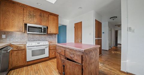 31 S Pioneer Cir, Jackson, CA 95642 Photo