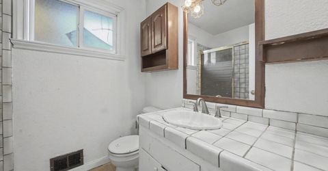 31 S Pioneer Cir, Jackson, CA 95642 Photo