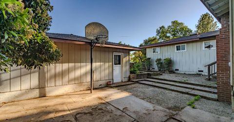 31 S Pioneer Cir, Jackson, CA 95642 Photo