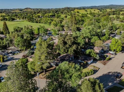 31 S Pioneer Cir, Jackson, CA 95642 Photo