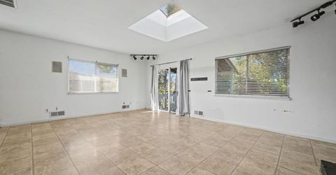 31 S Pioneer Cir, Jackson, CA 95642 Photo