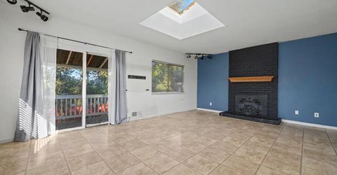 31 S Pioneer Cir, Jackson, CA 95642 Photo