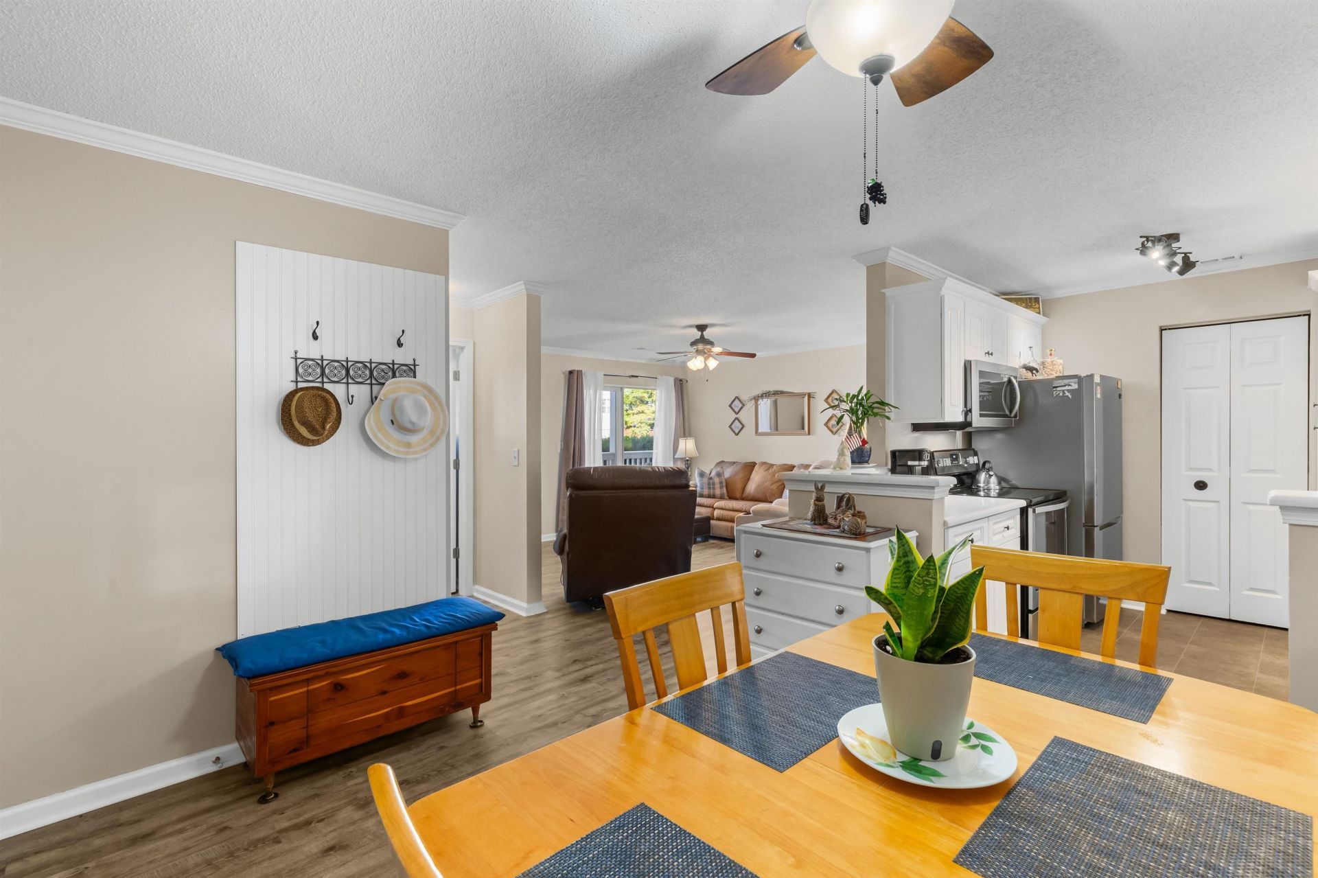 3756 Citation Way  Photo 5