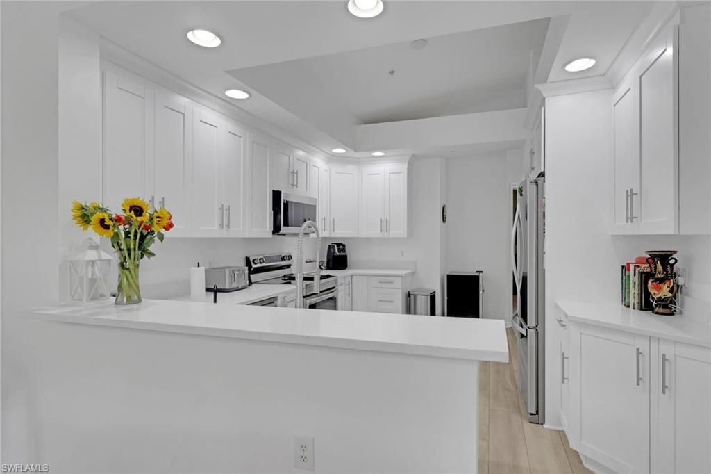 3435 Laurel Greens Ln S, Unit 203, Naples, FL 34119 Photo