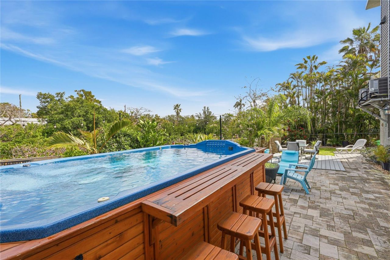 28 Michiana Drive, Terra Ceia, FL 34250 Photo