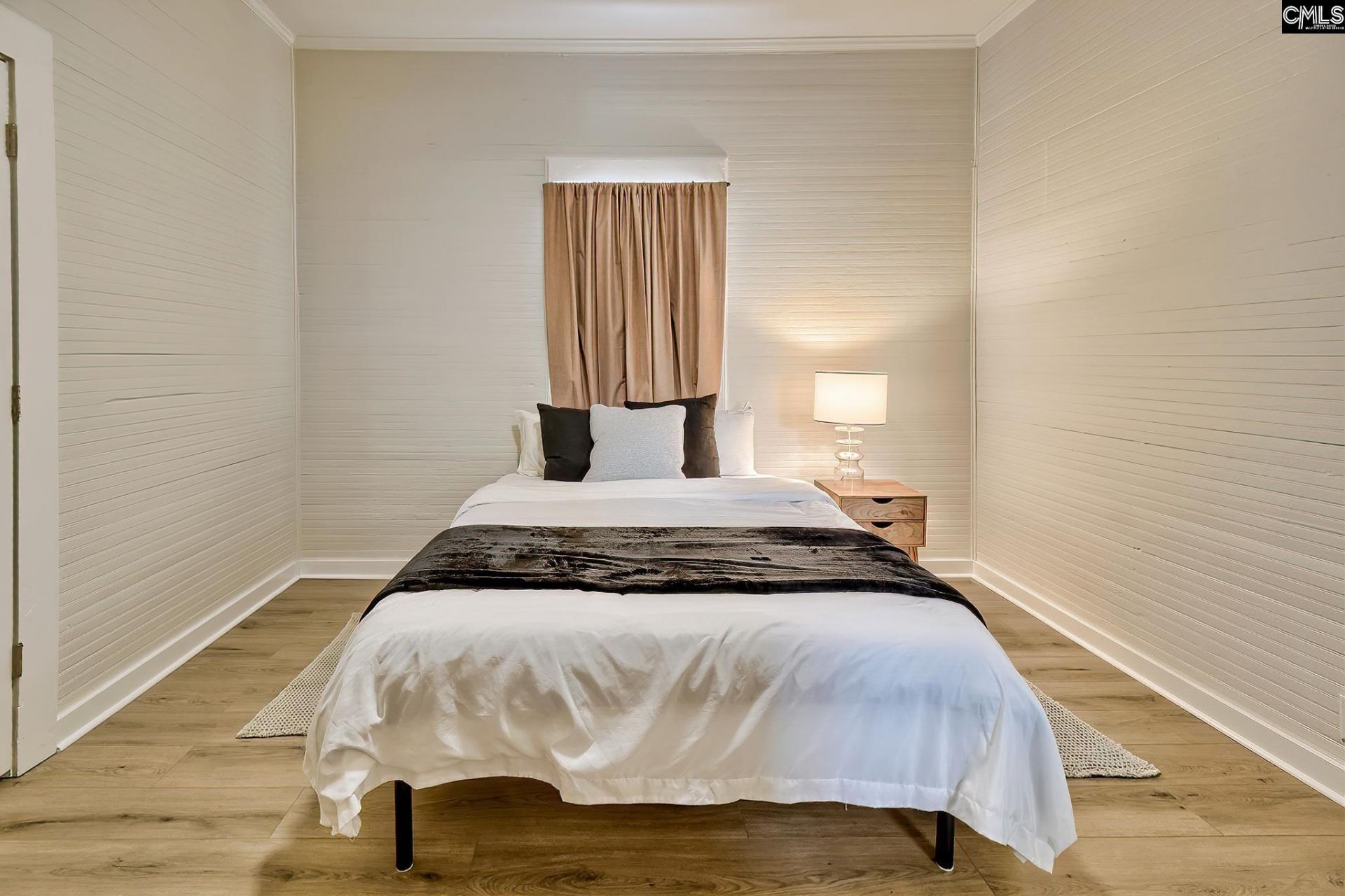 720 Lexington Avenue Photo 18