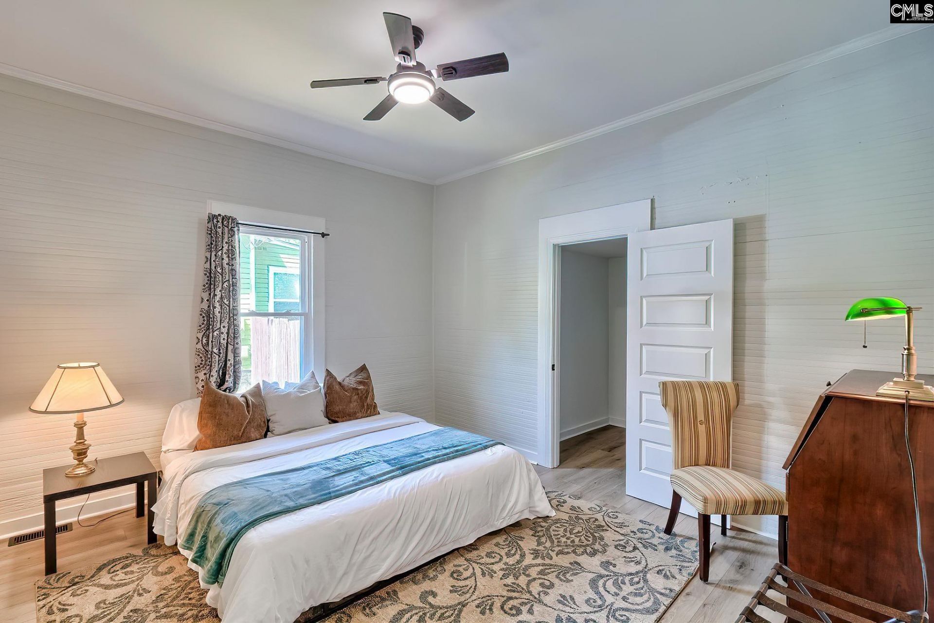 720 Lexington Avenue Photo 21