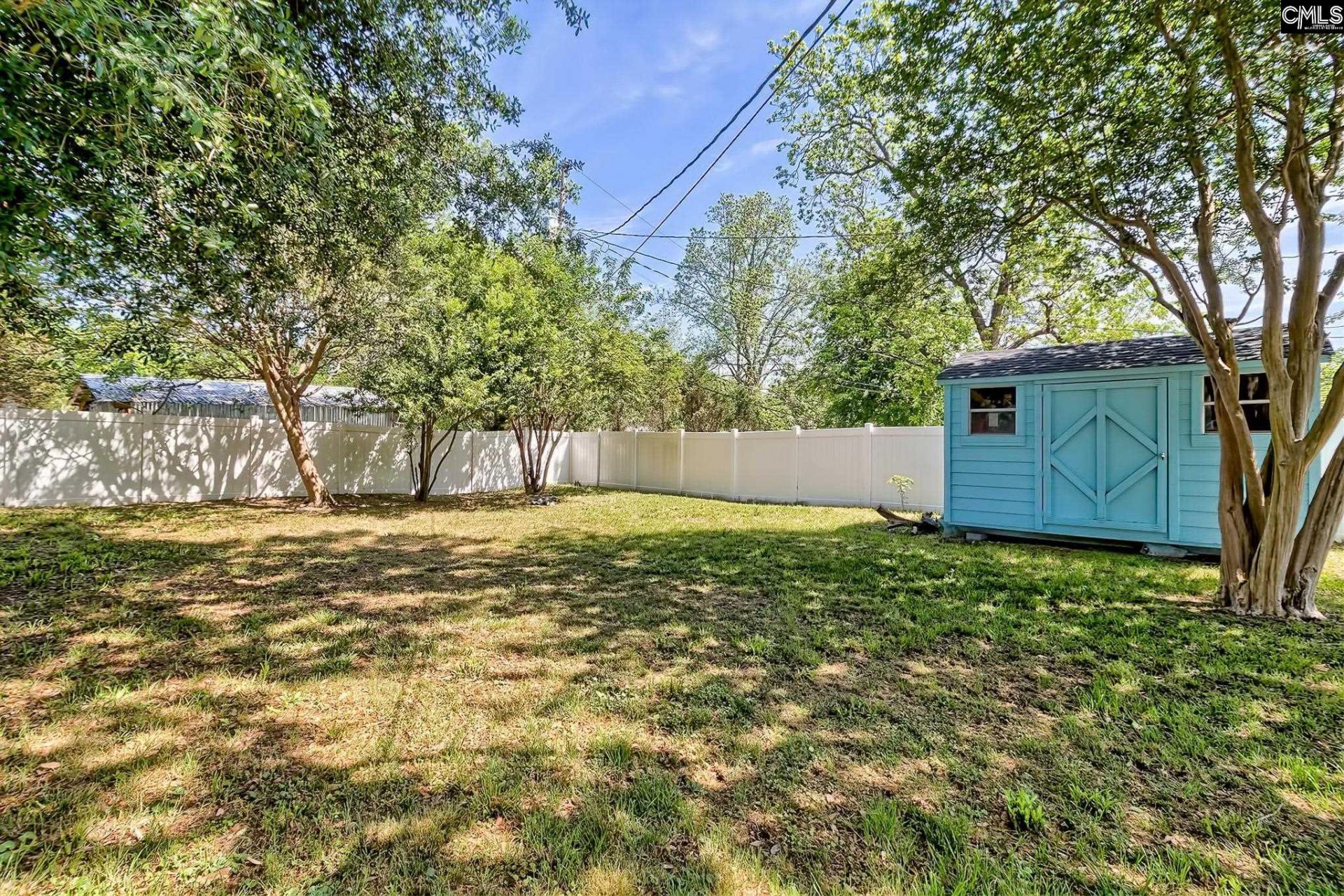 720 Lexington Avenue Photo 30