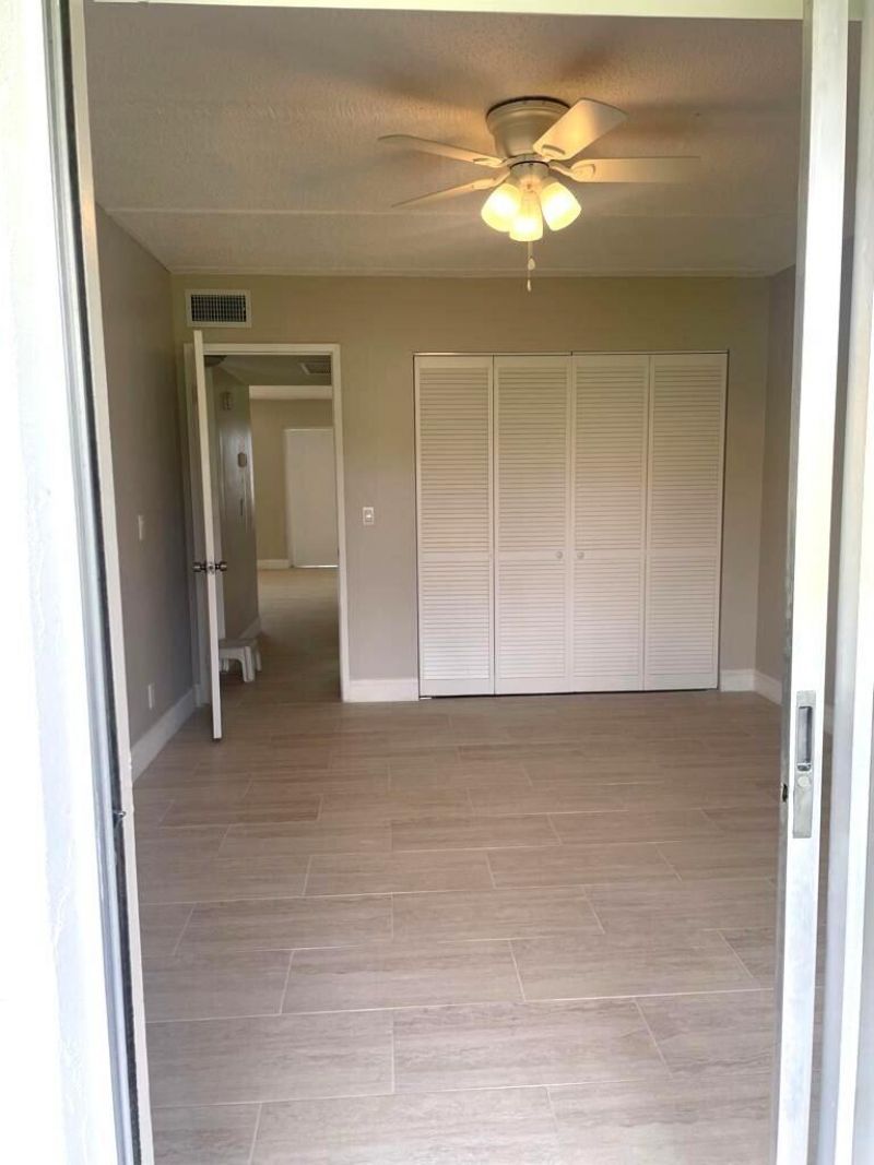 100 Village Green Circle E, Unit 112, Palm Springs, FL 33461 Photo