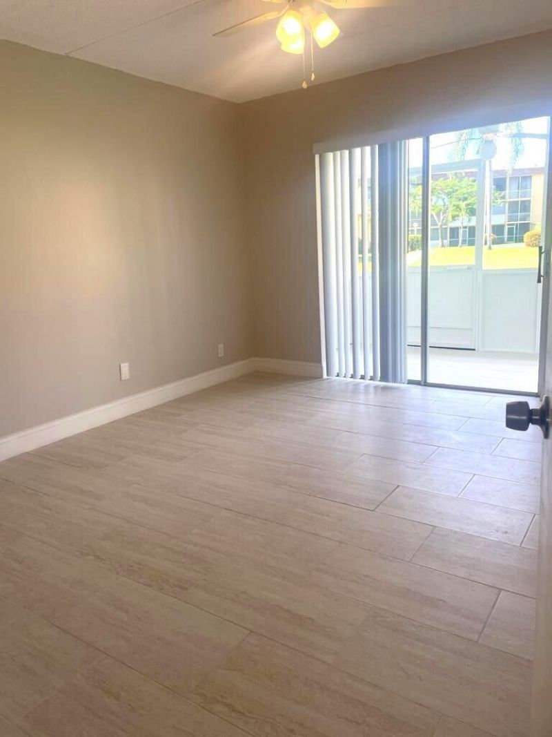 100 Village Green Circle E, Unit 112, Palm Springs, FL 33461 Photo