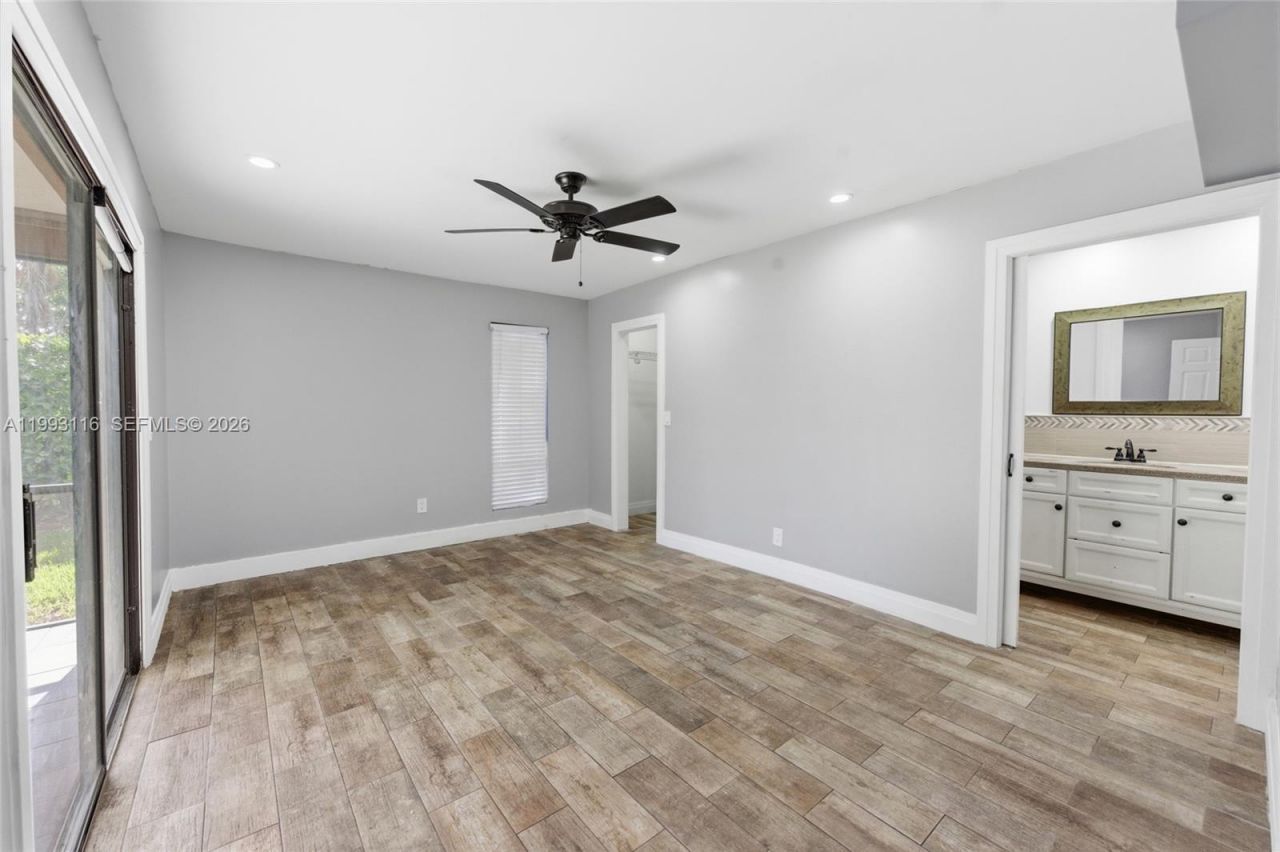 6192 Laurel Ln, Unit B, Tamarac, FL 33319 Photo