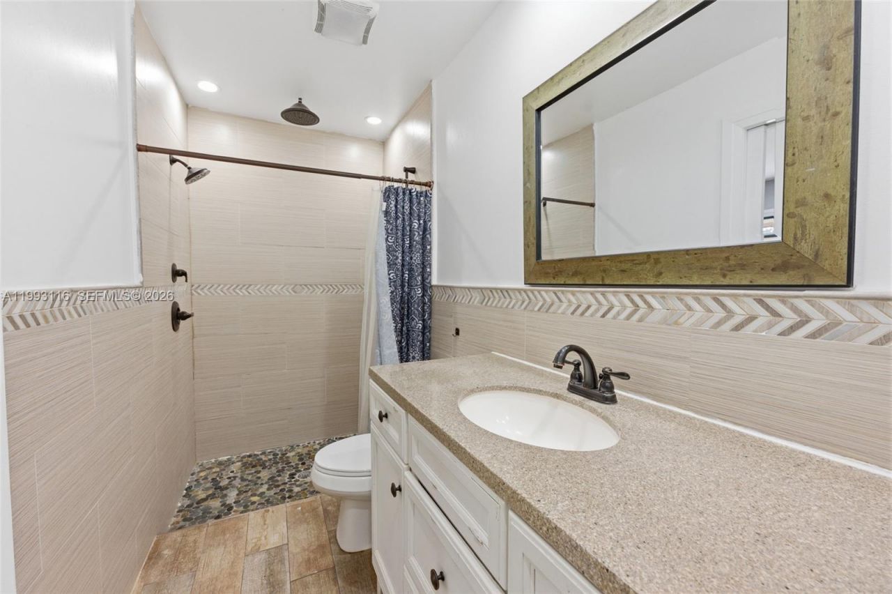 6192 Laurel Ln, Unit B, Tamarac, FL 33319 Photo