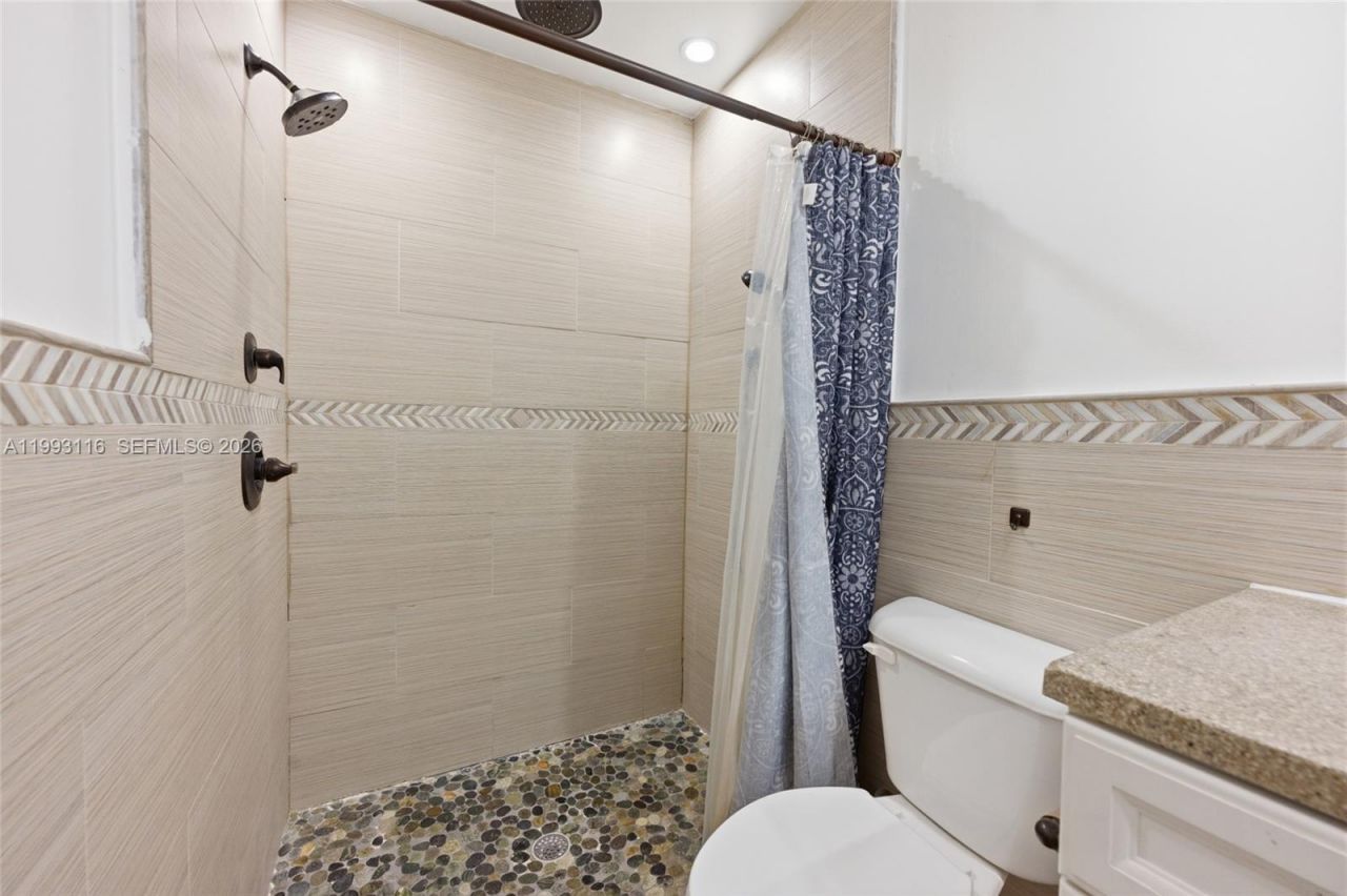 6192 Laurel Ln, Unit B, Tamarac, FL 33319 Photo