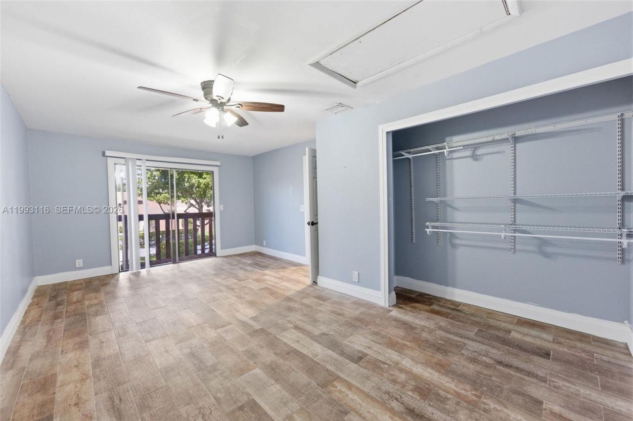 6192 Laurel Ln, Unit B, Tamarac, FL 33319 Photo