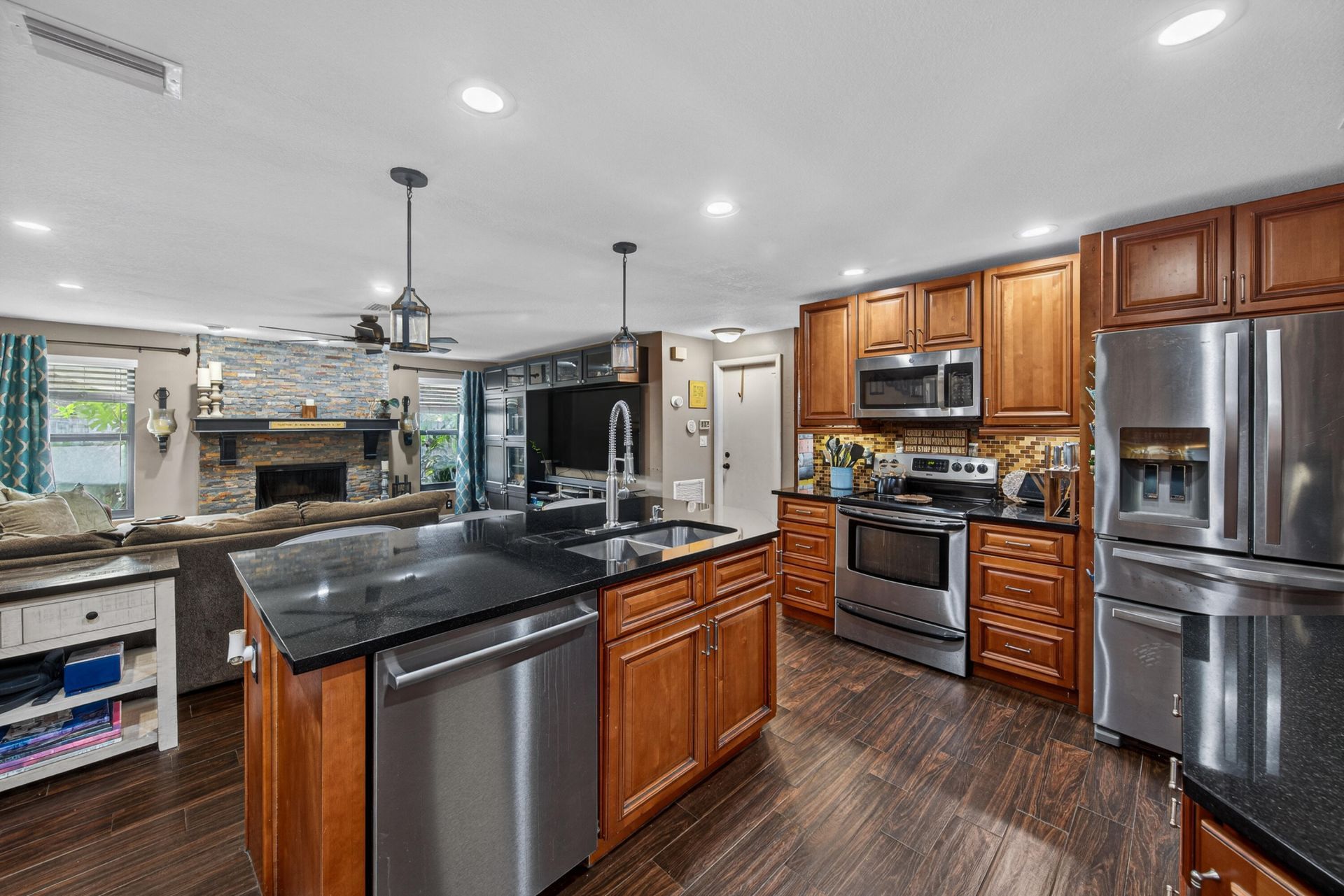 9696 NW 28th Place, Coral Springs, FL 33065 Photo