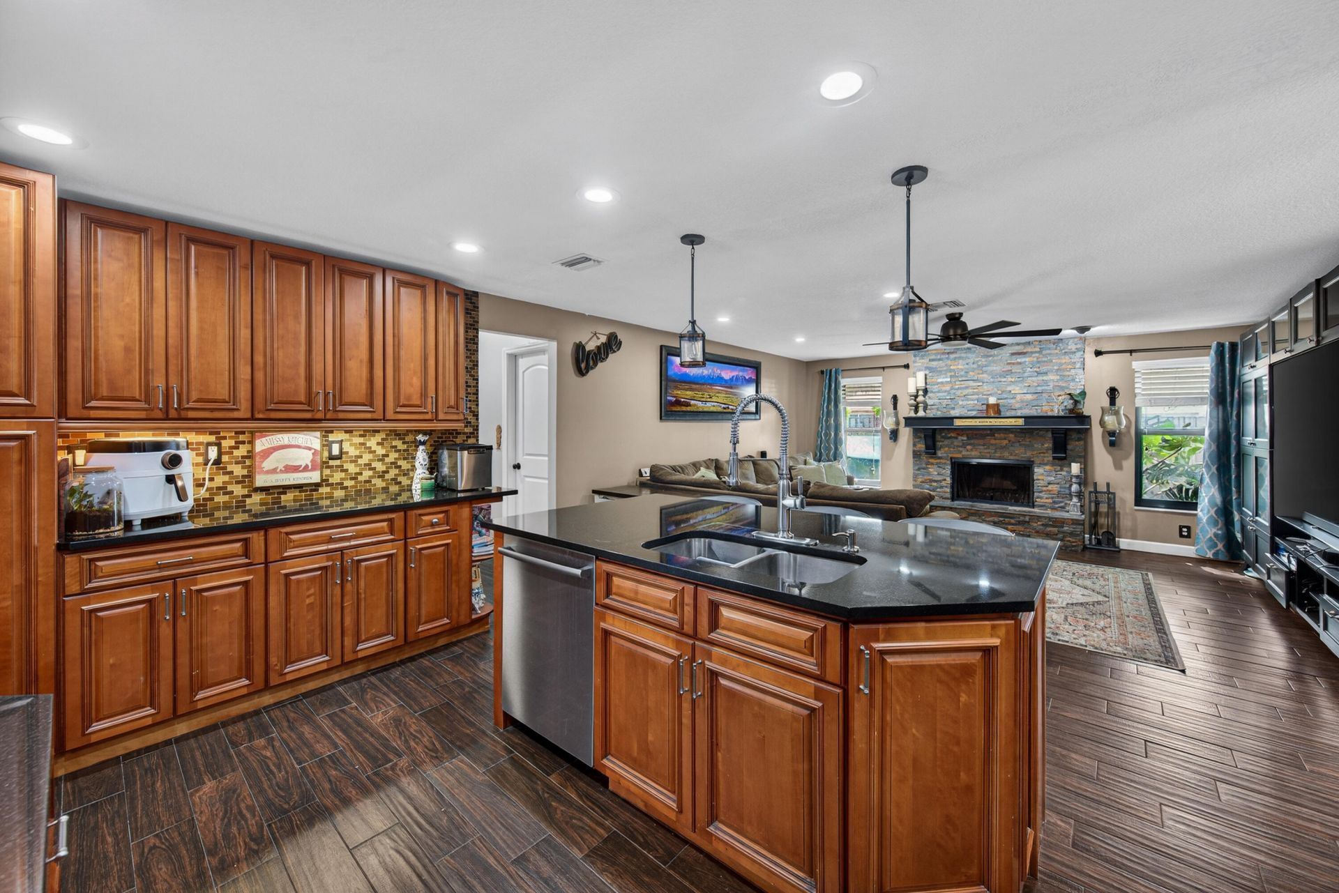 9696 NW 28th Place, Coral Springs, FL 33065 Photo