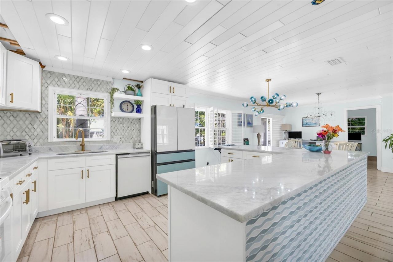 4530 Bayshore Boulevard Ne, Saint Petersburg, FL 33703 Photo