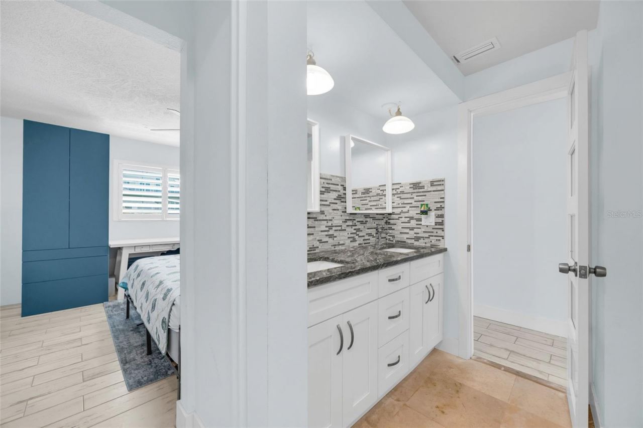 4530 Bayshore Boulevard Ne, Saint Petersburg, FL 33703 Photo