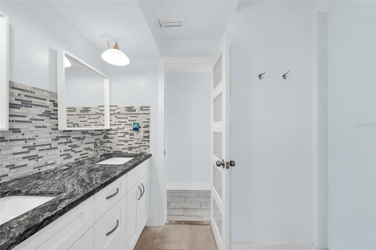 4530 Bayshore Boulevard Ne, Saint Petersburg, FL 33703 Photo