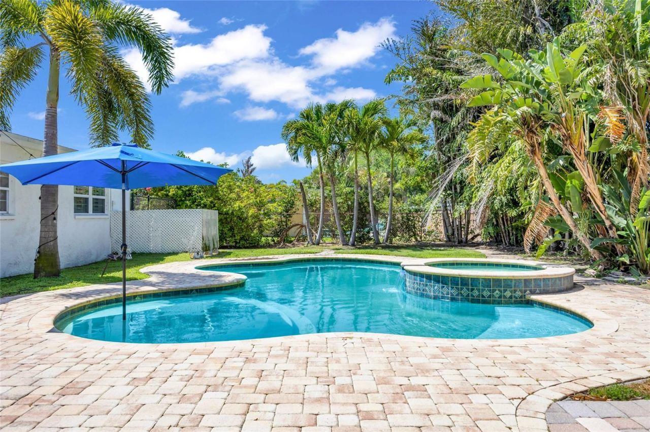 4530 Bayshore Boulevard Ne, Saint Petersburg, FL 33703 Photo