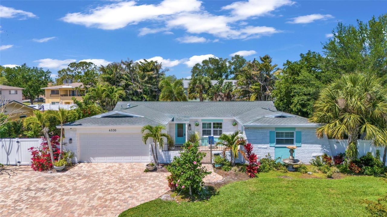 4530 Bayshore Boulevard Ne, Saint Petersburg, FL 33703 Photo