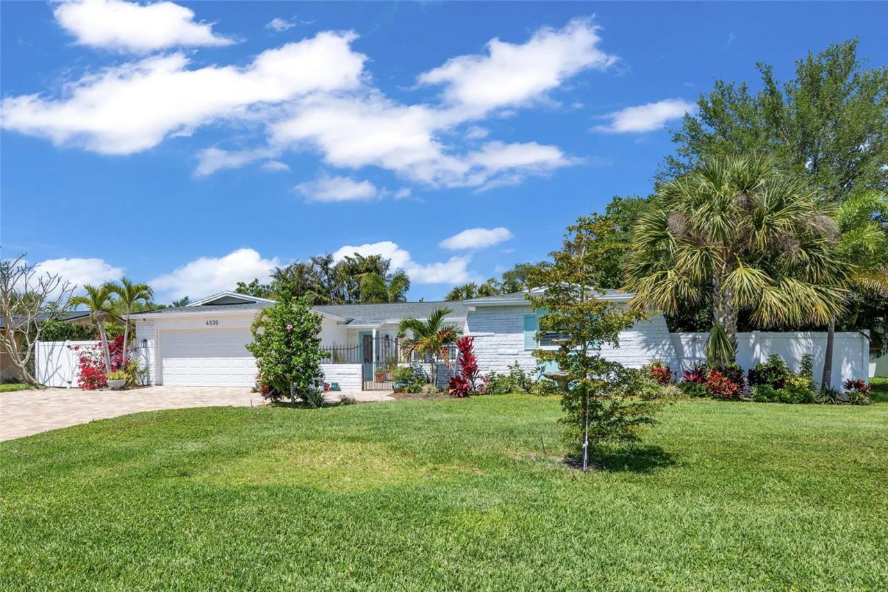 4530 Bayshore Boulevard Ne, Saint Petersburg, FL 33703 Photo