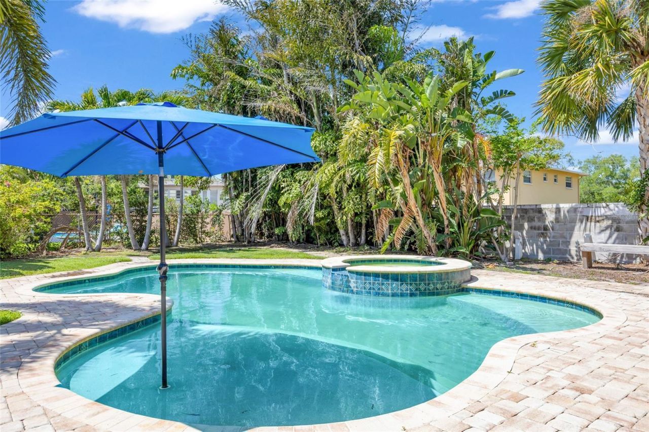 4530 Bayshore Boulevard Ne, Saint Petersburg, FL 33703 Photo