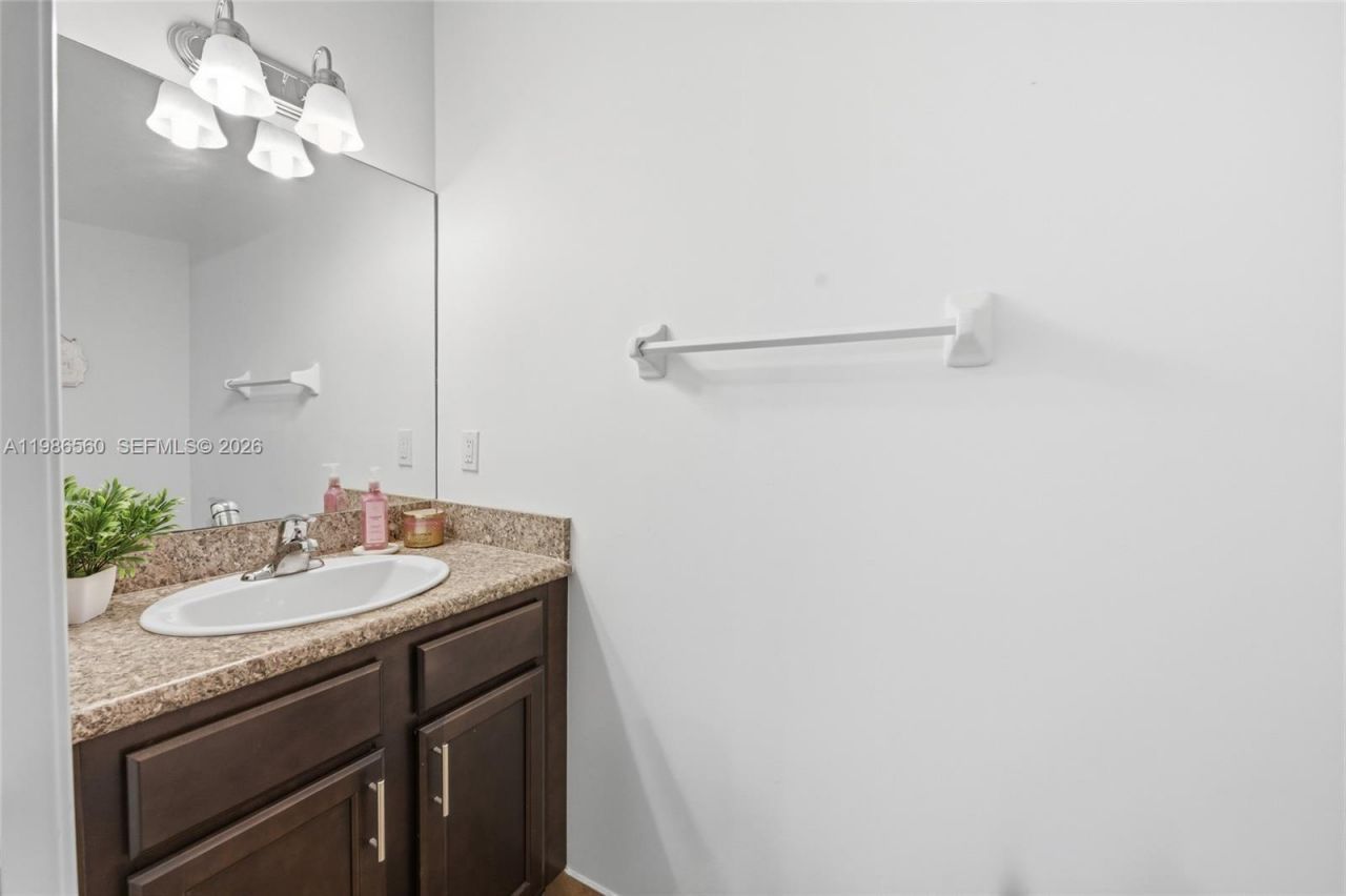 5918 Woodlands Blvd, Tamarac, FL 33319 Photo