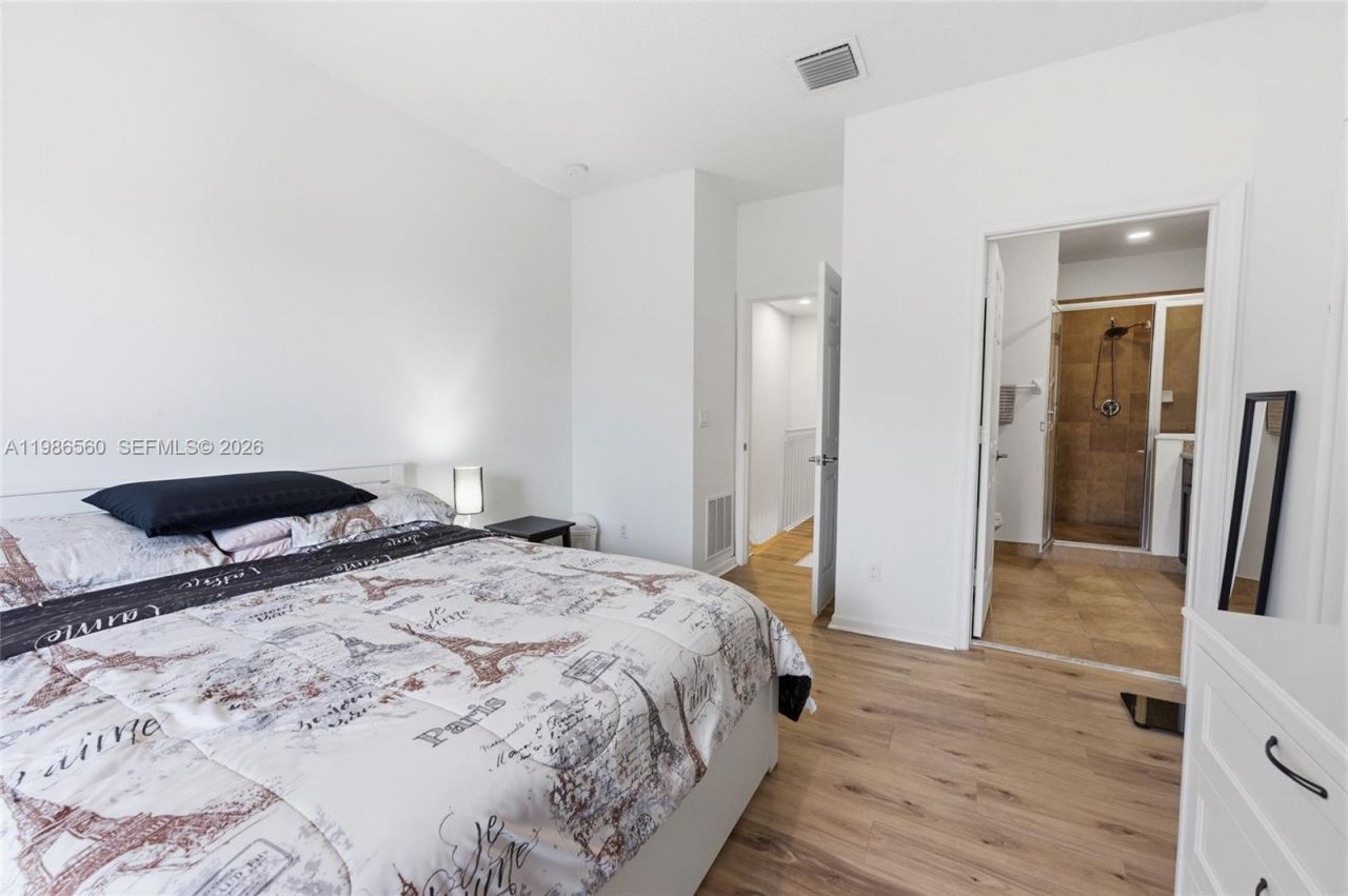 5918 Woodlands Blvd , Tamarac, FL 33319 Photo