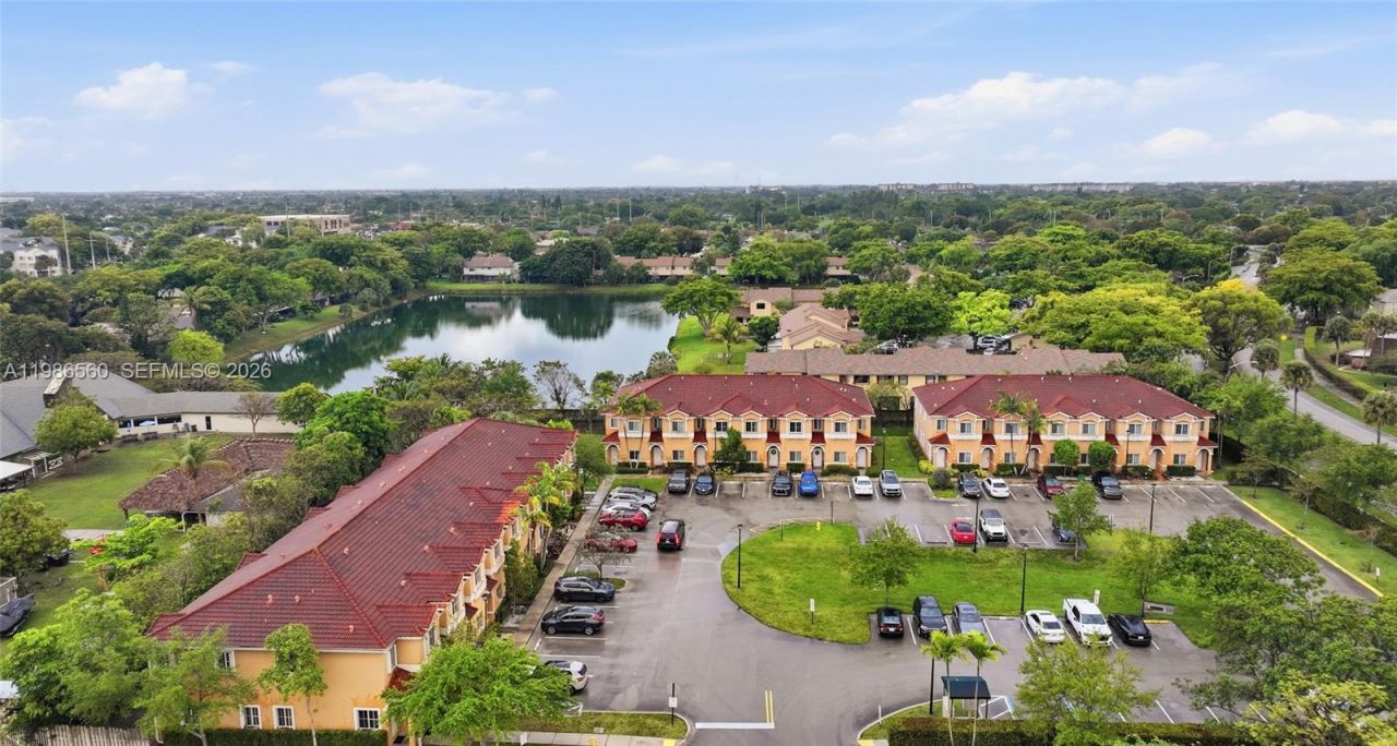 5918 Woodlands Blvd, Tamarac, FL 33319 Photo