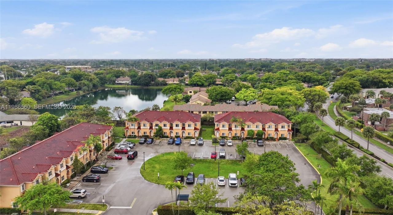 5918 Woodlands Blvd, Tamarac, FL 33319 Photo