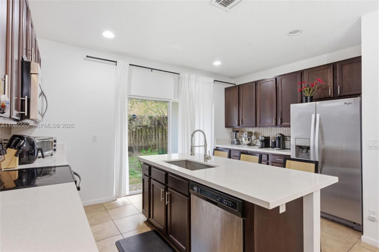 5918 Woodlands Blvd, Tamarac, FL 33319 Photo