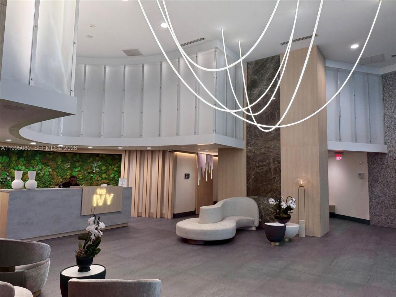 90 SW 3rd St , Unit 2112, Miami, FL 33130 Photo