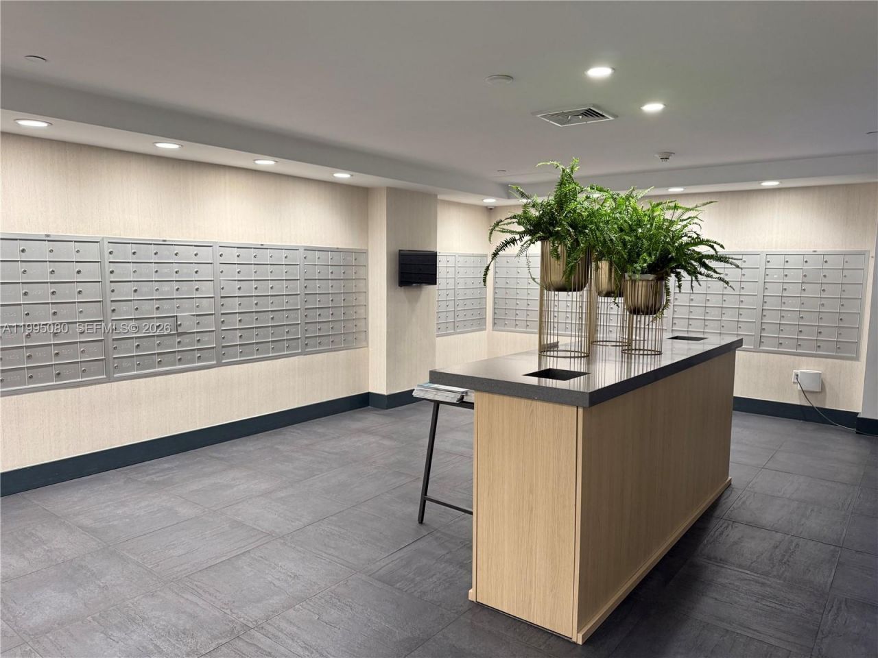 90 SW 3rd Street, Unit 2112, Miami, FL 33130 Photo