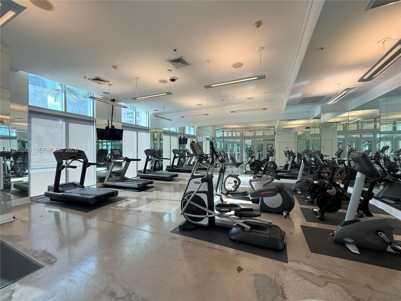 90 SW 3rd St , Unit 2112, Miami, FL 33130 Photo