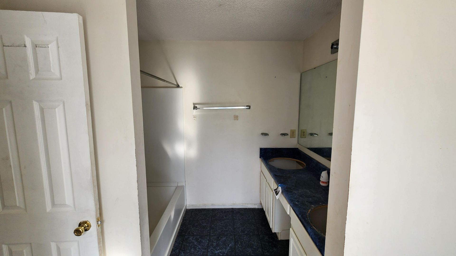 5024 Mauss Hill Road Photo 16